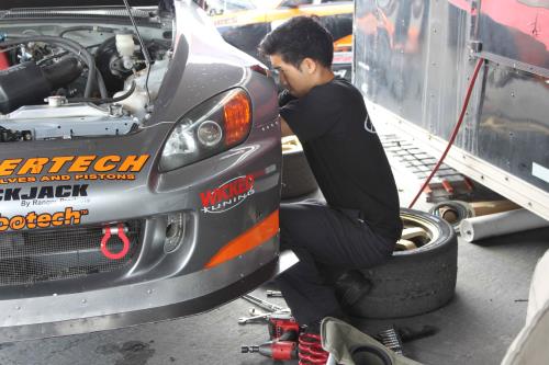 QuickJack en la pista