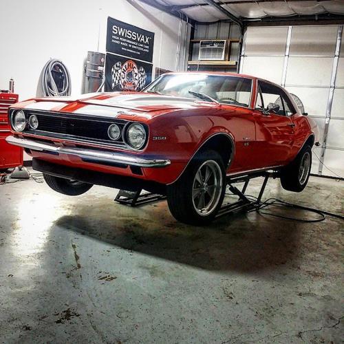 galería-QuickJack-elevador-de-autos-con-Camaro